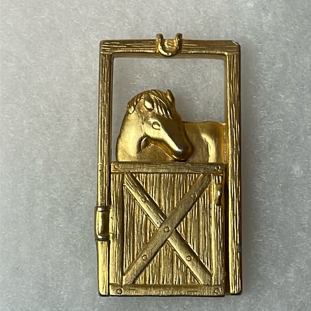 JJ Jonette Horse Foal Brooch Barn Door Opens Reveals Baby Stall Equestrian 1970s